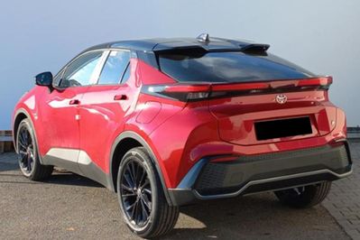 Toyota C-HR GR Sport 2.0 Hybrid Dynamic Force Plug-in