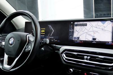 BMW Seria 3 318i aut