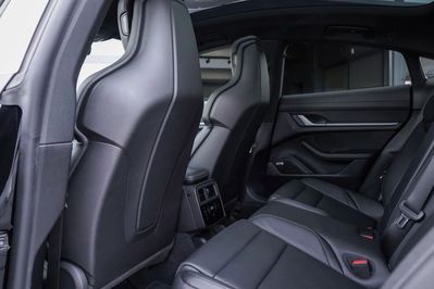 Porsche Taycan 4S