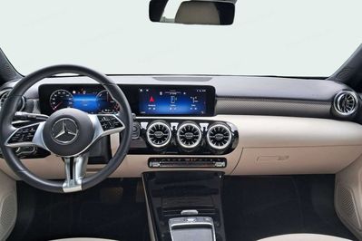 Mercedes Klasa A 250 e PHEV Progressive 8G-DCT
