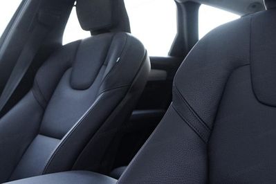 Volvo V90 T6 AWD Plug-In Hybrid Plus Bright