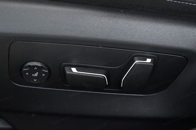 BMW Seria 5 520i mHEV aut