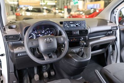 Toyota Proace City Verso L1H1