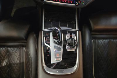 BMW Seria 7 750I Xdrive Sport