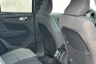 Volvo XC40 B3 Plus Dark