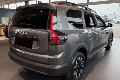 Dacia Jogger Journey 5-miejsc 1.8 Full Hybrid
