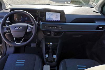 Ford Tourneo Courier Active A7