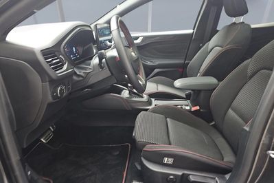 Ford Focus EcoBoost mHEV ST-Line X