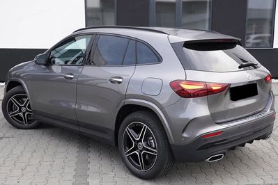 Mercedes GLA 220 4-Matic AMG Line