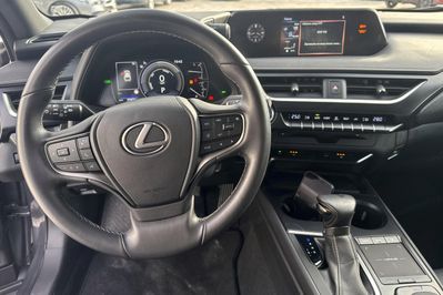 Lexus UX 250h GPF Business