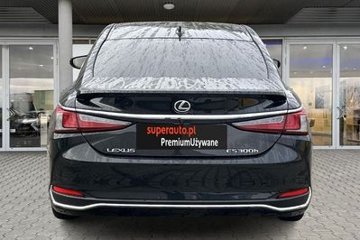 Lexus ES 300h Business Edition
