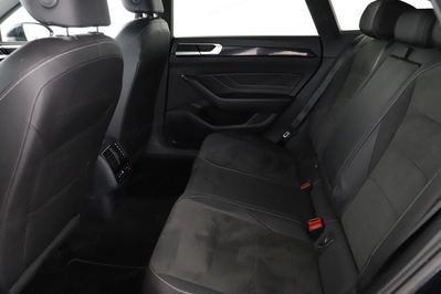 Volkswagen Arteon 2.0 TDI R-Line DSG