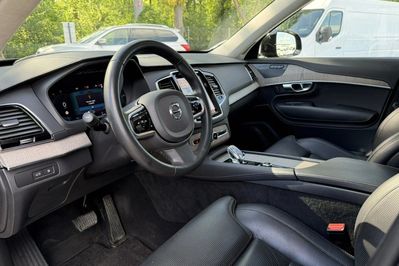 Volvo XC90 T8 AWD Plug-In Hybrid Ultra Dark 7os