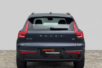 Volvo XC40 B3 Plus Dark