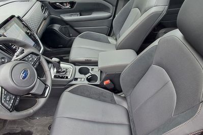 Subaru Forester e-Boxer Platinum  2.0i-L