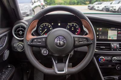Alfa Romeo Giulia Intensa Q4