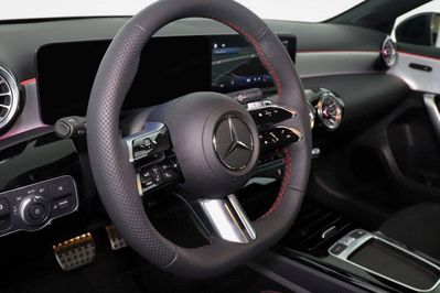 Mercedes Klasa A 220 4MATIC AMG Line