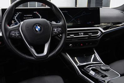 BMW Seria 3 318i M Sport aut