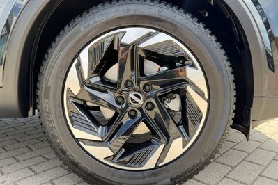 Nissan Qashqai N-Connecta Xtronic 1.3 DIG-T mHEV