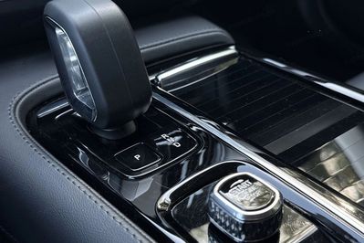 Volvo V90 T6 AWD Plug-In Hybrid Plus Dark aut