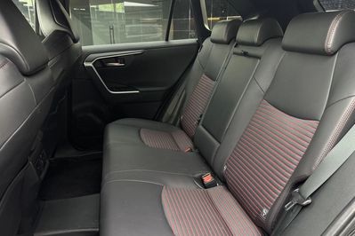 Toyota RAV4 2.5 Plug-In Hybrid More Dynamic 4x4