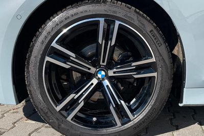 BMW Seria 3 330i xDrive M Sport