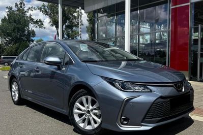 Toyota Corolla Comfort 1.5 benzyna