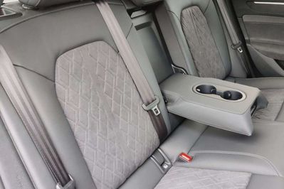 Audi A6 TDI quattro S line Avant