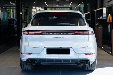 Porsche Cayenne S