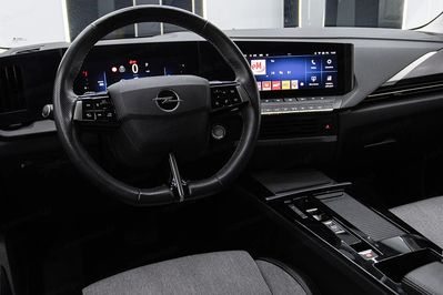 Opel Astra Elegance S&S