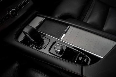 Volvo XC90 T8 AWD Plug-In Hybrid Plus Bright 7os aut