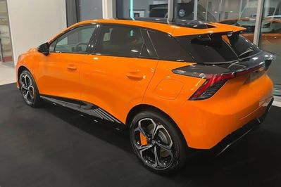 MG 4 64kWh XPower 4x4