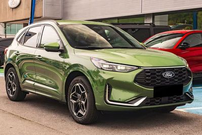 Ford Kuga ST-Line X eCVT 2.5 FHEV FWD