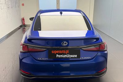 Lexus ES 300h F Sport Edition