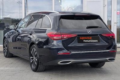 Mercedes Klasa C Kombi 220 d 4-Matic Avantgarde