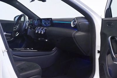 Mercedes Klasa A 220 4MATIC AMG Line