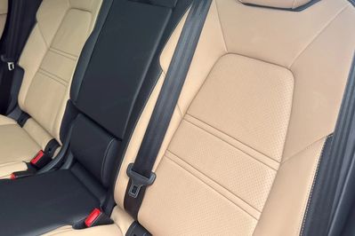 Porsche Cayenne Black Edition