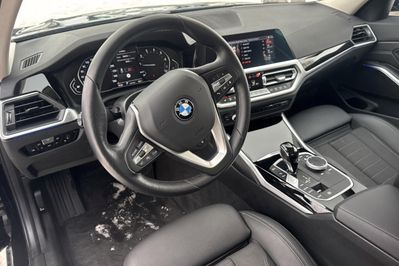 BMW Seria 3 320i