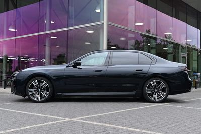 BMW Seria 7 740d xDrive M Sport