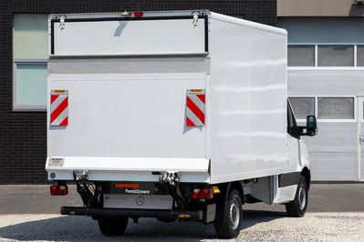 Mercedes Sprinter 316 Kontener + Winda