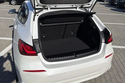 BMW Seria 1 118i Advantage