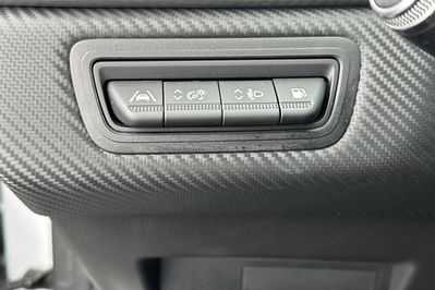 Renault Captur RS Line 1.6 E-Tech Hybrid AT