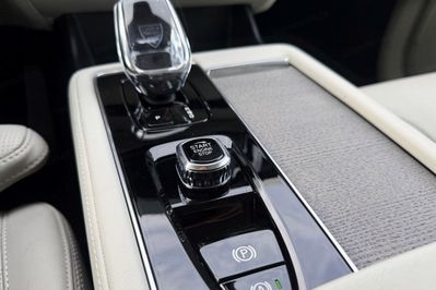 Volvo XC90 B5 B AWD Plus Bright 7os