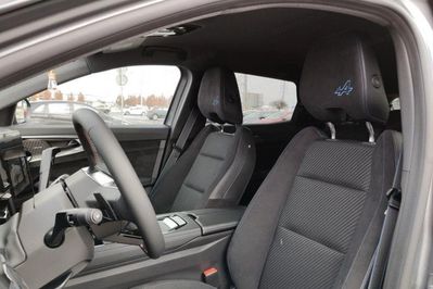 Renault Austral 1.3 TCe Iconic Esprit Alpine