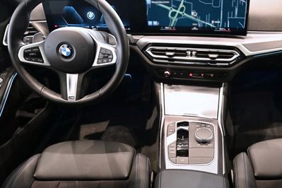 BMW Seria 3 318i M Sport aut