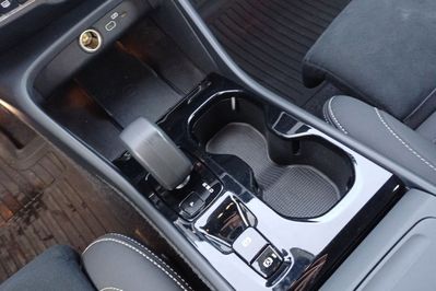Volvo XC40 B3 Plus Dark aut