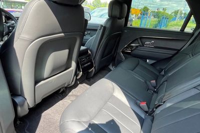 Land Rover Range Rover Sport D300 Dynamic SE