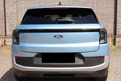 Ford Explorer Premium 77kWh RWD