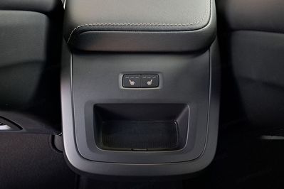Volvo XC60 B5 B AWD Plus Dark aut
