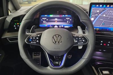 Volkswagen Golf R  2.0 TSI 4MOTION DSG